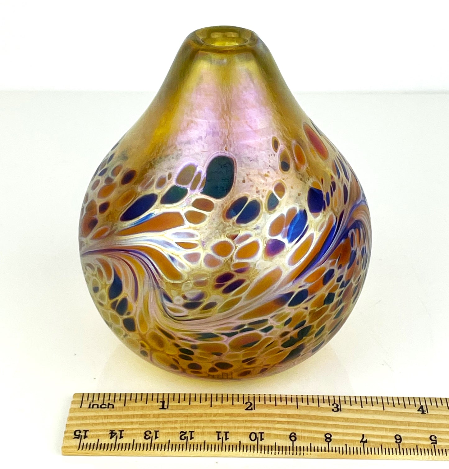 Brian Magtum Signed Iridescent Aurene Studio Art Glass Vase