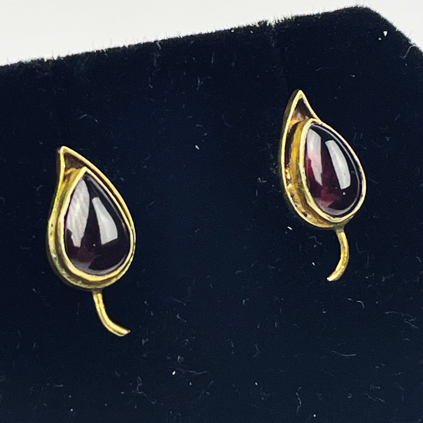 Metropolitan Museum of Art Gold on Sterling Silver Garnet Earrings