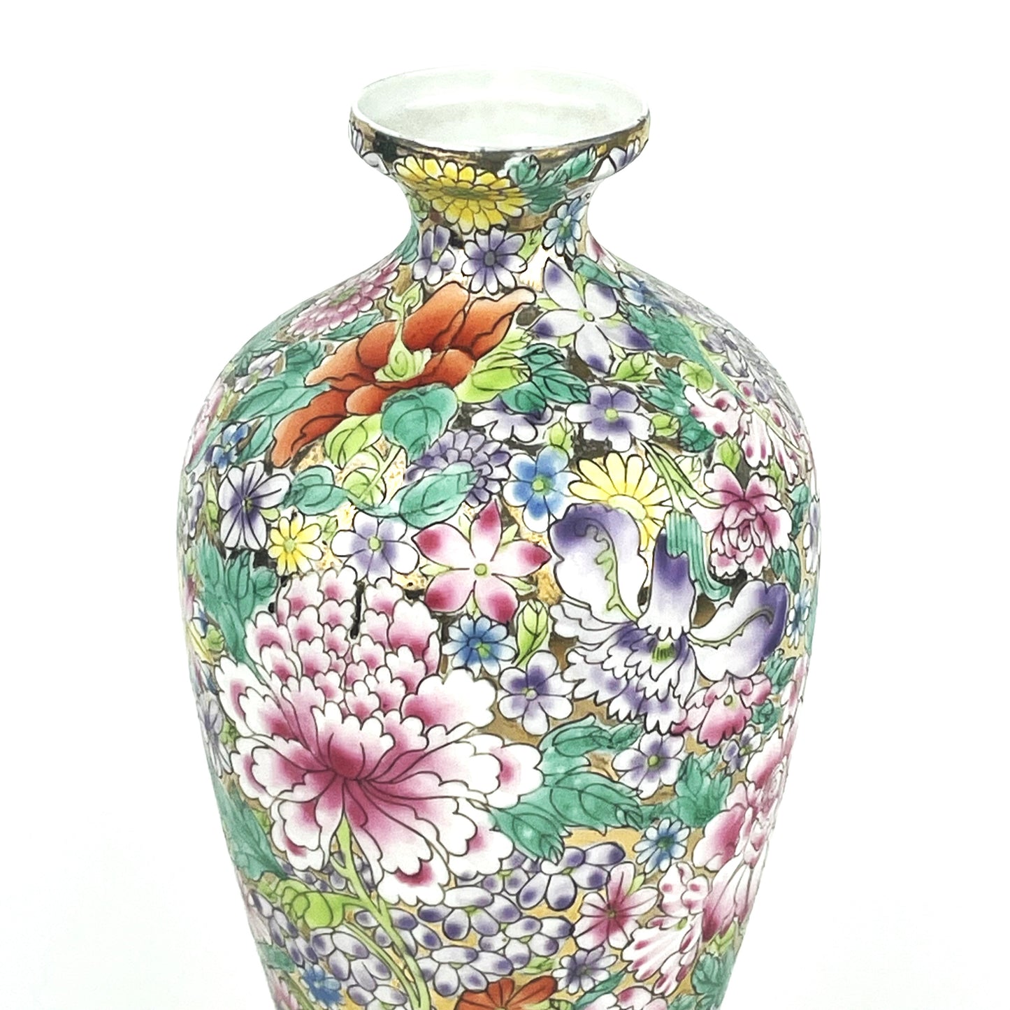 Chinese Vintage Eggshell Porcelain Vase Finely Detailed Floral & Gilt