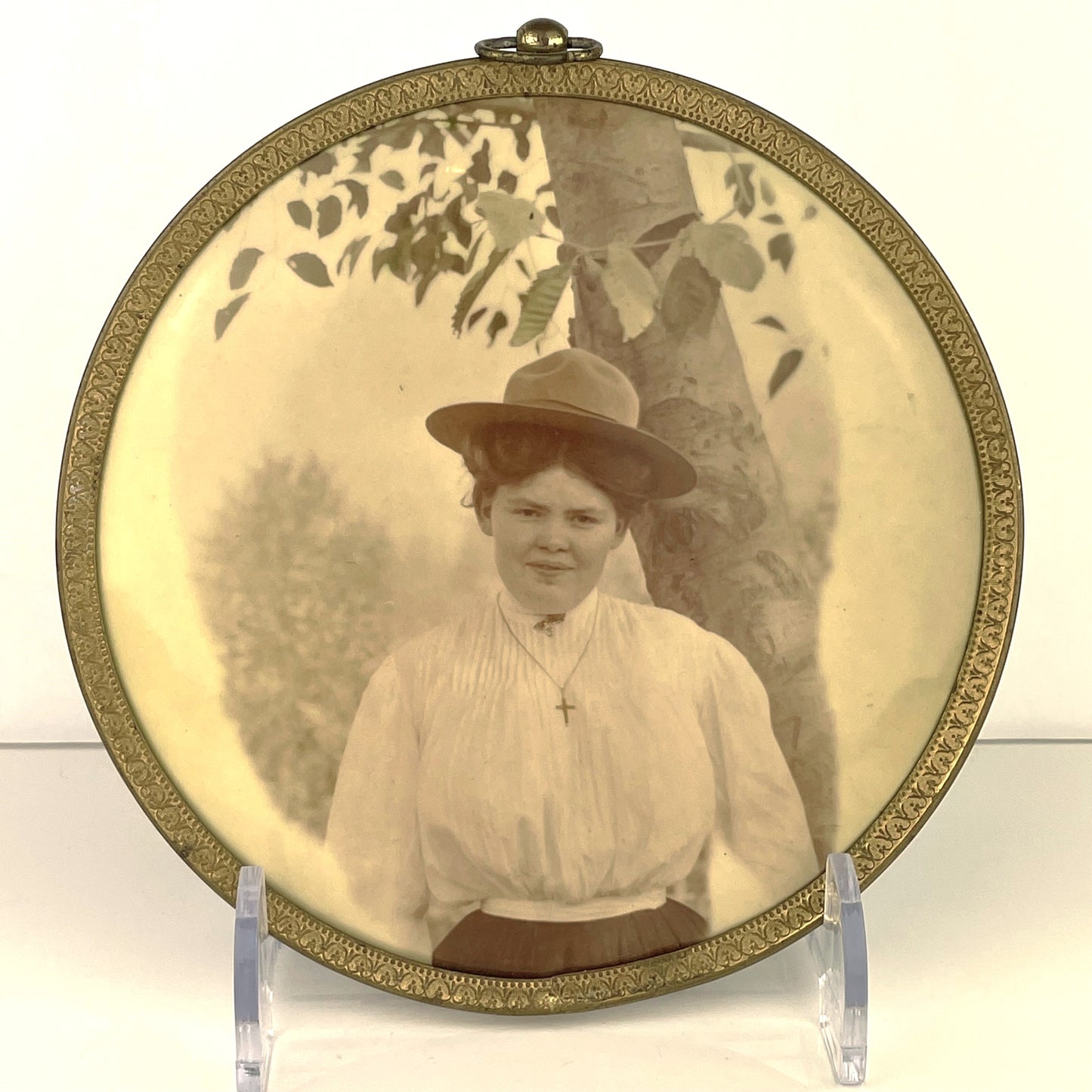 Antique Large Circular Tintype Country Pioneer Woman Columbia Medallion Studios