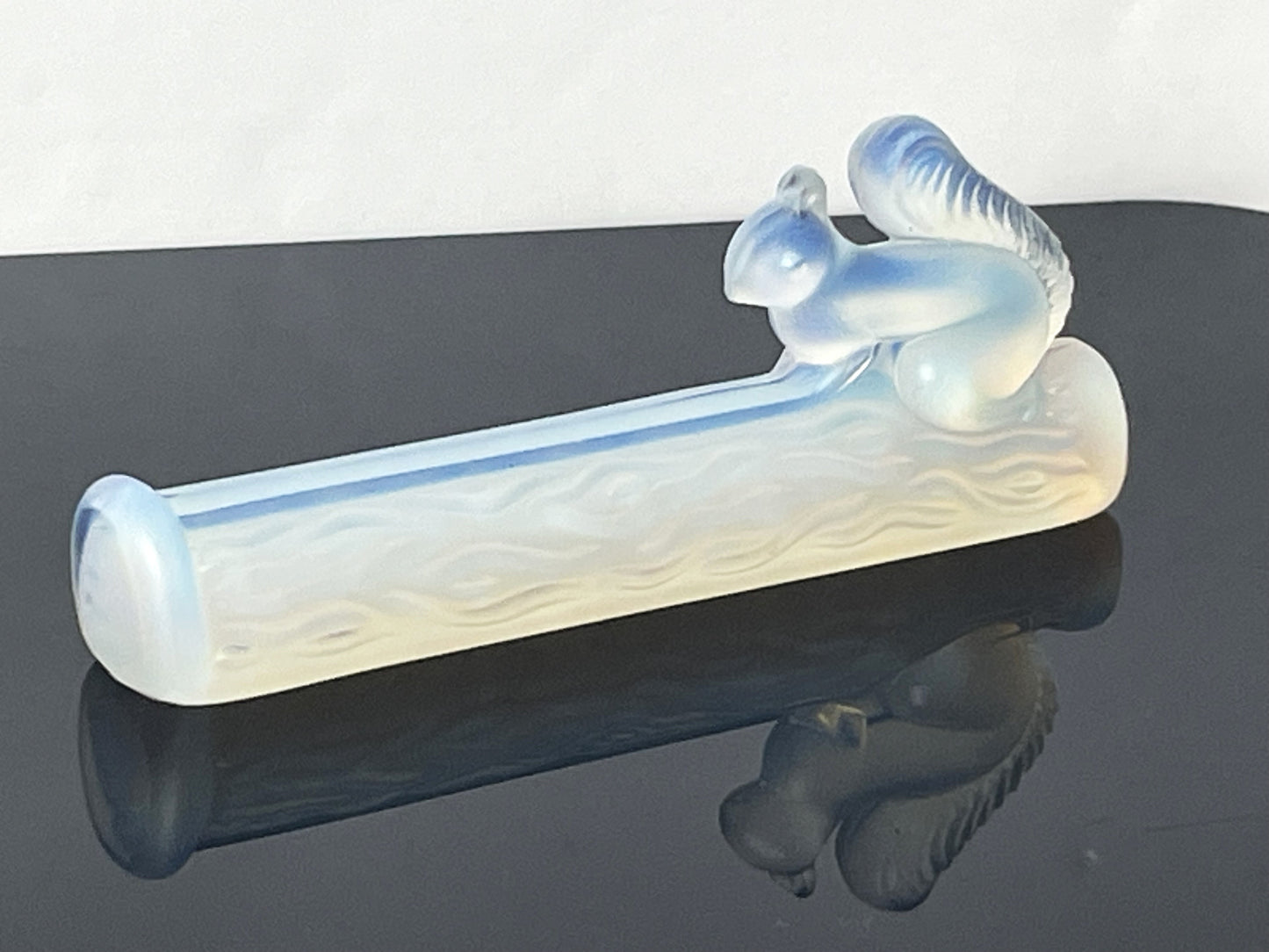 Vintage French Sabino Opalescent Art Glass Knife Rest Squirrel