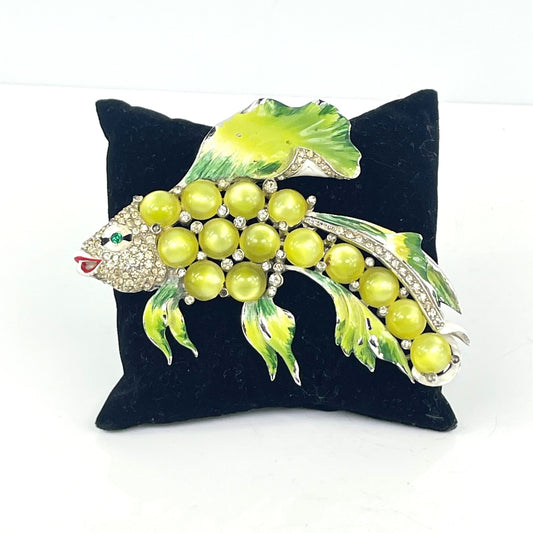 Vintage 1941 Verrecchio for Corocraft Green Paradise Fish Brooch Pin Moonstones